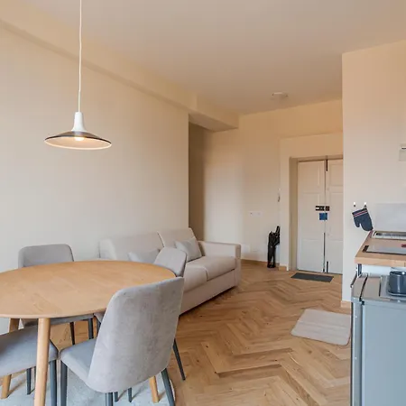 Casa Rebei * מנאג'יו